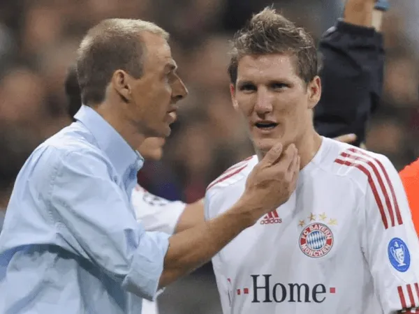 Terungkap! Jurgen Klinsmann Ingin Jual Schweinsteiger dari Bayern di Tahun 2008