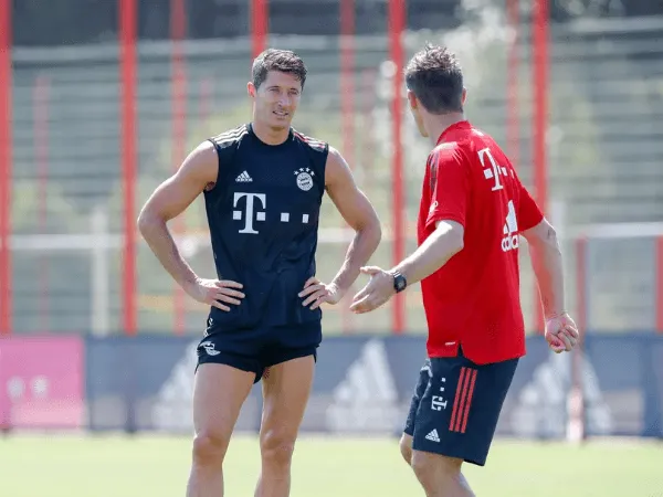 Miroslav Klose Ikut Serta dalam Sesi Latihan Bayern Munich