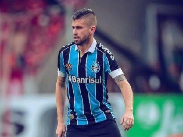 Marseille Turut Mengincar Servis Defender Muda Atletico Madrid