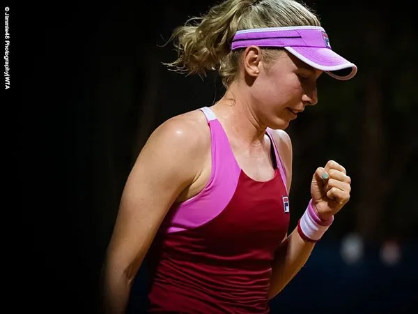 Meski Tertatih, Ekaterina Alexandrova Pulangkan Kristina Mladenovic Dari Palermo