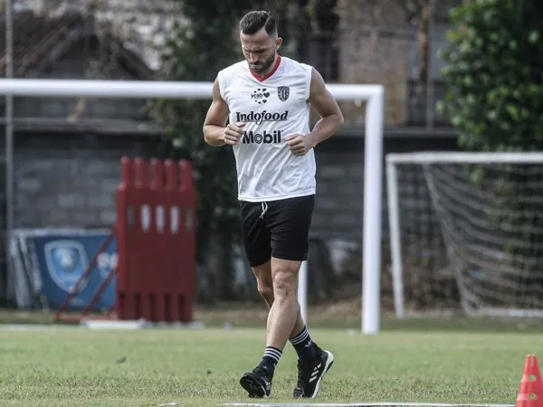 Sang Anak Alami Patah Tangah, Spasojevic Belum Berangkat ke TC Timnas Indonesia