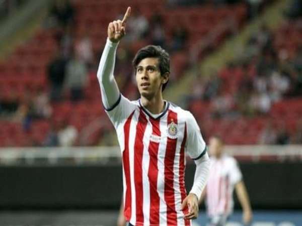 Lazio Pantau Striker Chivas Guadalajara