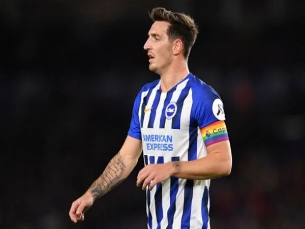 Chelsea Siap Kalahkan Tottenham Dalam Perburuan Defender Brighton
