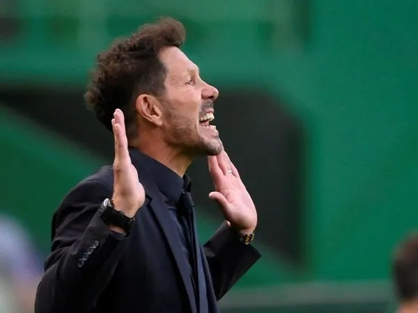 Fans Atletico Madrid Mulai Habis Kesabaran Dengan Diego Simeone