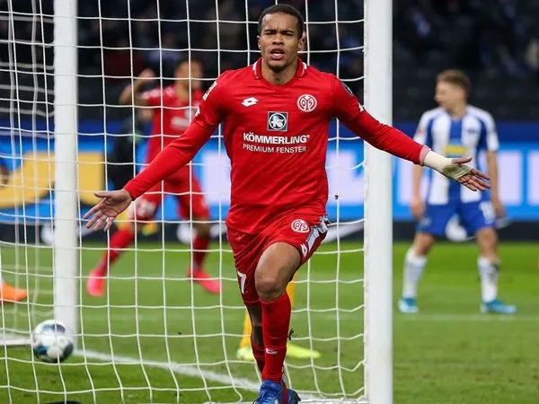 Tottenham Hotspur Mulai Negosiasi Transfer Penyerang Mainz