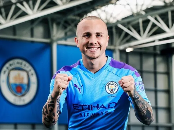 Selain Eric Garcia, Barcelona Ingin Rekrut Angelino dari Manchester City