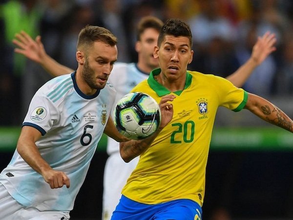 Gelar Pertemuan dengan Agen, Milan Bahas Kapten Fiorentina