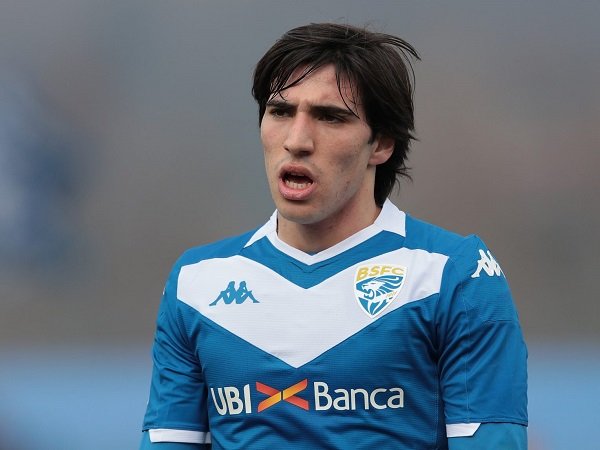 Inter Lebih Menggiurkan, Brescia Tolak Tawaran AC Milan Untuk Tonali