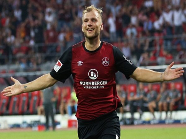 Pinjamkan Rossi, Lazio Ditawari Servis Gelandang Nurnberg