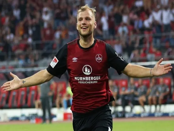 Pinjamkan Rossi, Lazio Ditawari Servis Gelandang Nurnberg