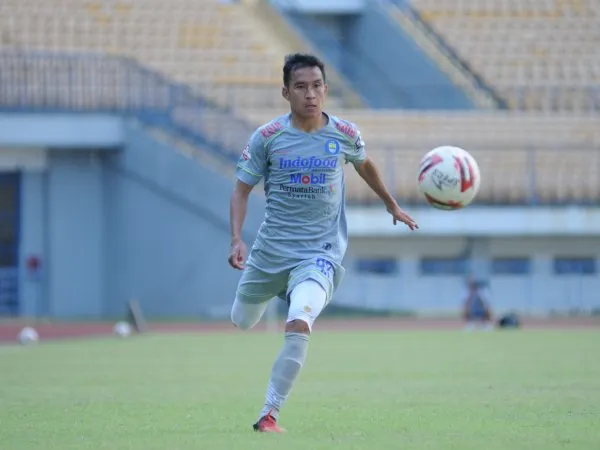 Tampil Maksimal di Game Internal Persib, Erwin Bidik Kesempatan Bermain