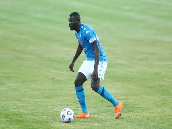 Diincar Banyak Klub, Koulibaly Justru Perpanjang Kontrak Baru di Napoli?