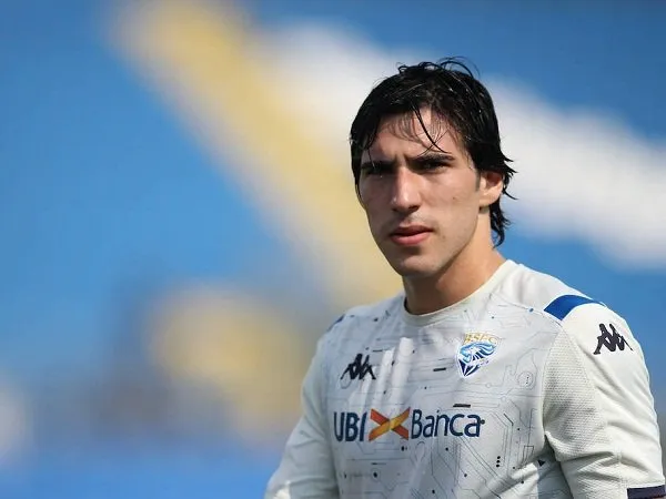 Milan Ingin Rampungkan Transfer Tonali Hari Ini