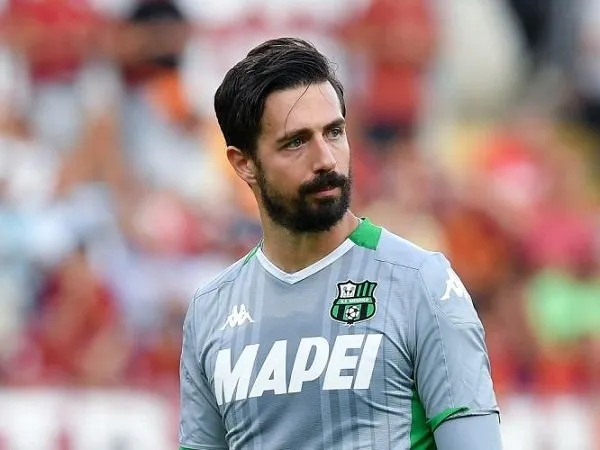 Alternatif Donnarumma, Milan Gali Informasi Soal Kiper Sassuolo