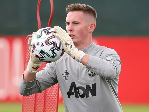 Dean Henderson Siap Gusur Posisi David De Gea