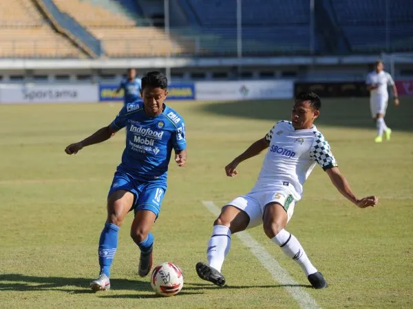 Ditahan Imbang Tira Persikabo di Uji Coba, Begini Tanggapan Pelatih Persib