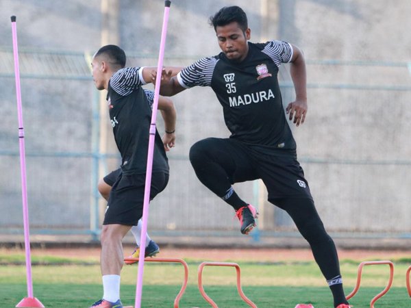 Semangat Tatap Liga 1, Beberapa Pemain MU Tambah Porsi Latihan