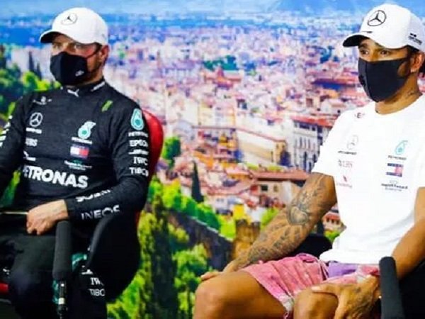 Hamilton Bela Bottas dari Insiden Tabrakan di GP Tuscan