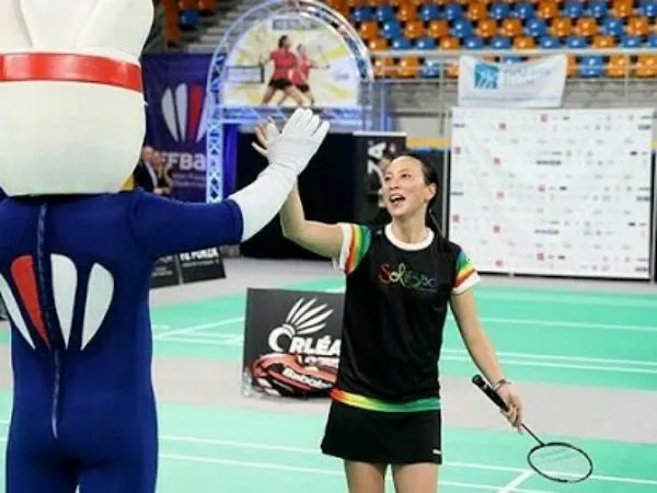 Pi Hongyan Legenda Bulu Tangkis Perancis