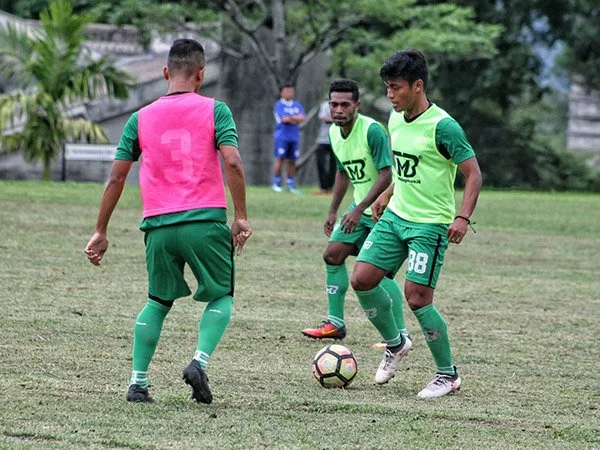 Irsyad Maulana kembali ke Semen Padang FC