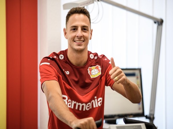 Santiago Arias Resmi Dipinjamkan ke Bayer Leverkusen
