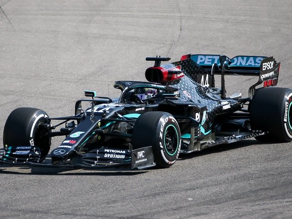 Hasil FP3 F1 GP Rusia: Lewis Hamilton Asapi Valtteri Bottas
