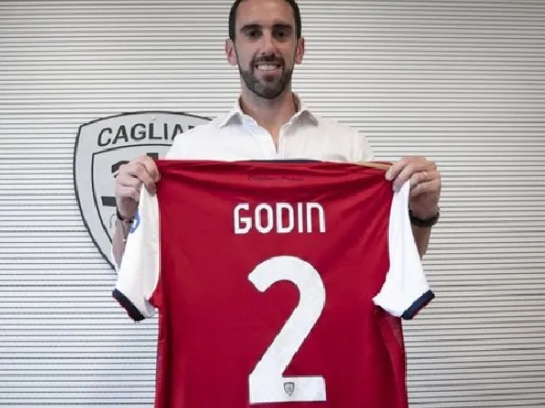 Inter Milan Kini Punya Dua Slot Kosong Untuk Pemain Baru