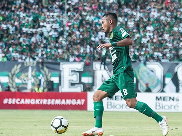 Winger Persebaya Surabaya, Oktafianus Fernando
