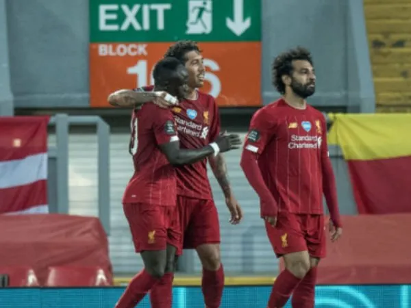 Firmino Bersyukur Bisa Bermain dengan Mane dan Salah