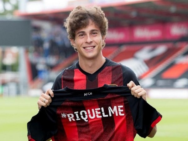 Rodrigo Riquelme Dianggap Rekrutan Luar Biasa Bagi Bournemouth