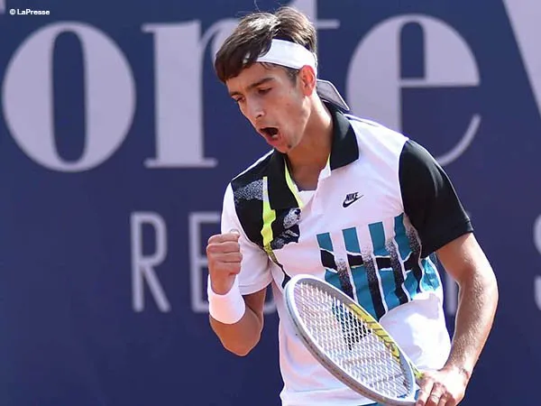 Lorenzo Musetti memenangkan laga perempatfinal Sardegna Open 2020 dengan dua set langsung