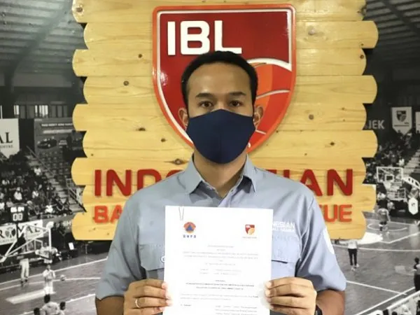 Junas Miradiarsyah mengatakan Timnas Elite Muda Indonesia bakal berkompetisi di IBL musim depan.
