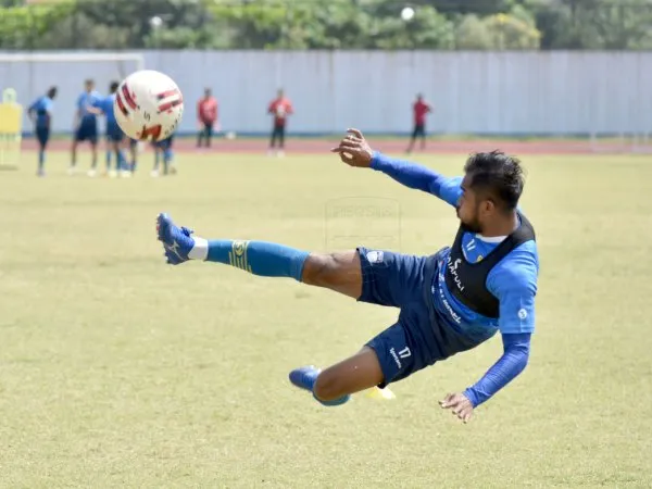 Penyerang Persib, Zulham Zamrun