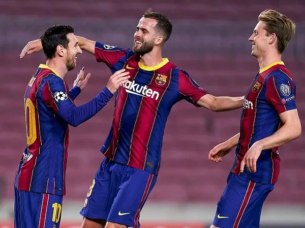 Barcelona jamu Real Betis di Camp Nou untuk laga La Liga.