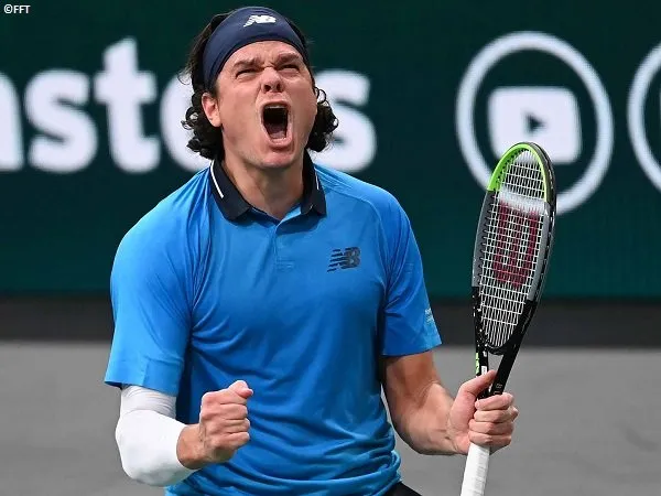 Milos Raonic tantang Daniil Medvedev demi satu tempat di final Paris Masters 2020