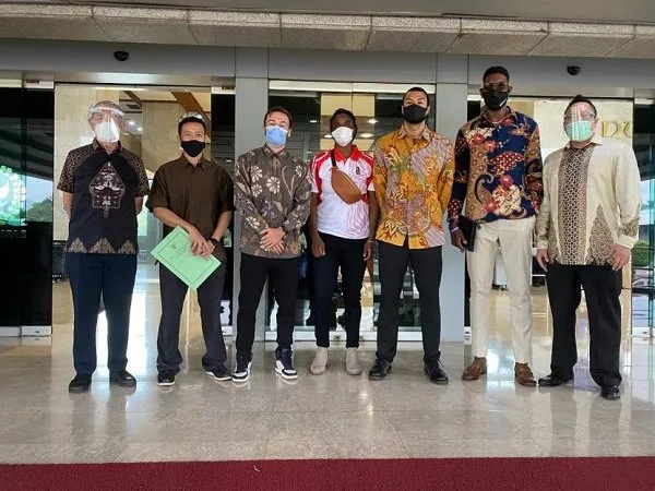 Brandon Jawato dan Lester Prosper rampung jalankan proses naturalisasi.