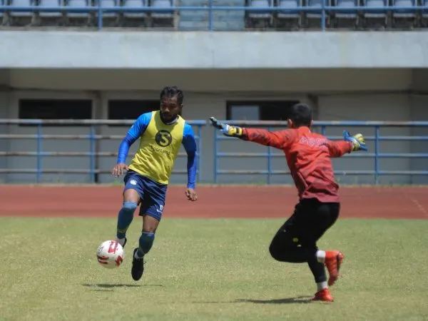 Penyerang Persib, Zulham Zamrun