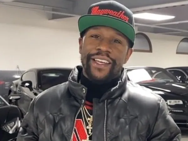 Floyd Maywather Jrumumkan kembali naik ring. (Images: Instagram)