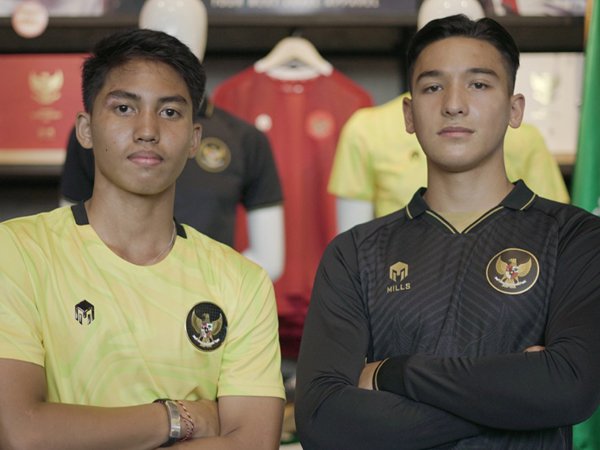 Jack Brown Jadi Model Pada Peluncuran Jersey Ketiga Timnas Indonesia