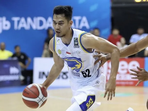 Surliyadin resmi meninggalkan Prawira Bandung. (Images: IBL)