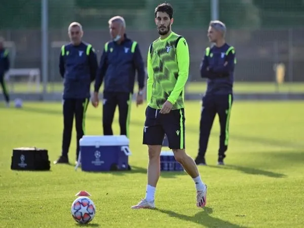 Lazio akan menepikan Luis Alberto vs Crotone?
