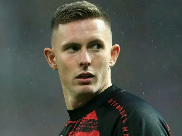 Celtic tertarik pinjam Dean Henderson