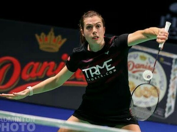 Jenny Moore, Pemain Andalan Inggris Penggemar Berat Zhou Yunlei