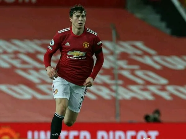 Pelatih Swedia khawatirkan cedera Victor Lindelof