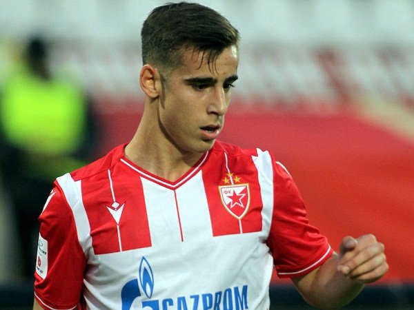 Agen Ungkap Milan Tertarik Rekrut Bintang Red Star Andrija Radulovic