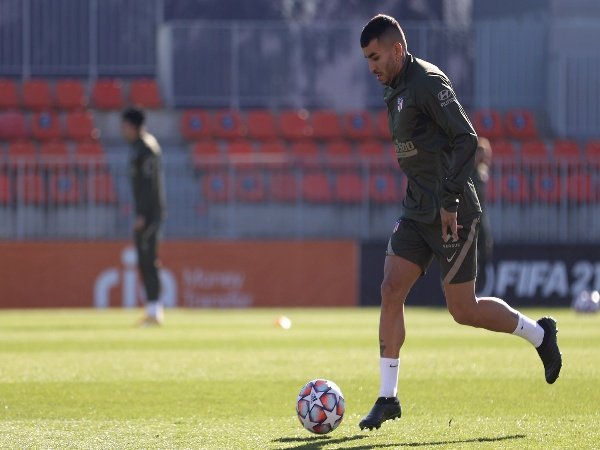 Angel Correa Sebut Maradona Akan Menjadi Legenda Abadi