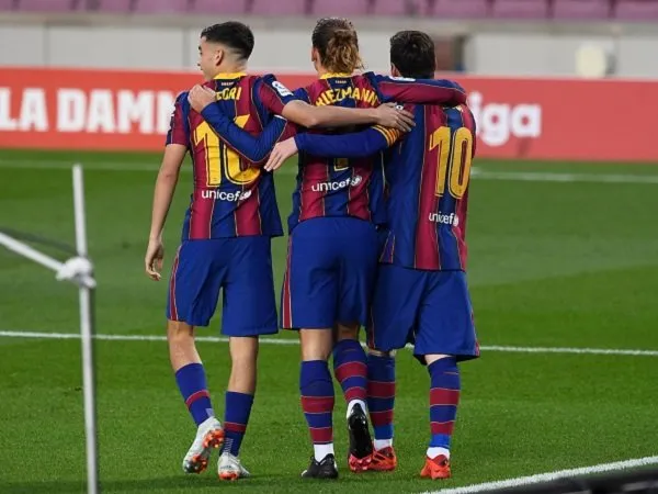 Barcelona berusaha kembali ke jalur kemenangan saat hadapi Osasuna.