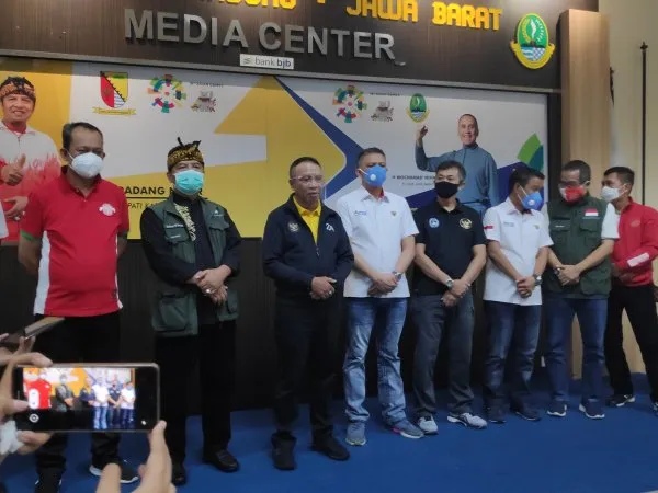 Menpora dan PSSI Pantau Kesiapan Stadion Si Jalak Harupat