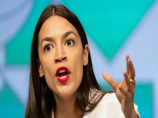 Alexandria Sebut League of Legends Bantu Mentalnya Sebagai Anggota Kongres