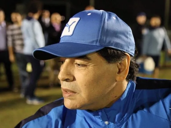 Lazio kenakan hersey spesial untuk mengenang Maradona